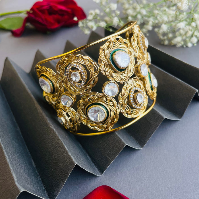 Nayaab Stella bracelet