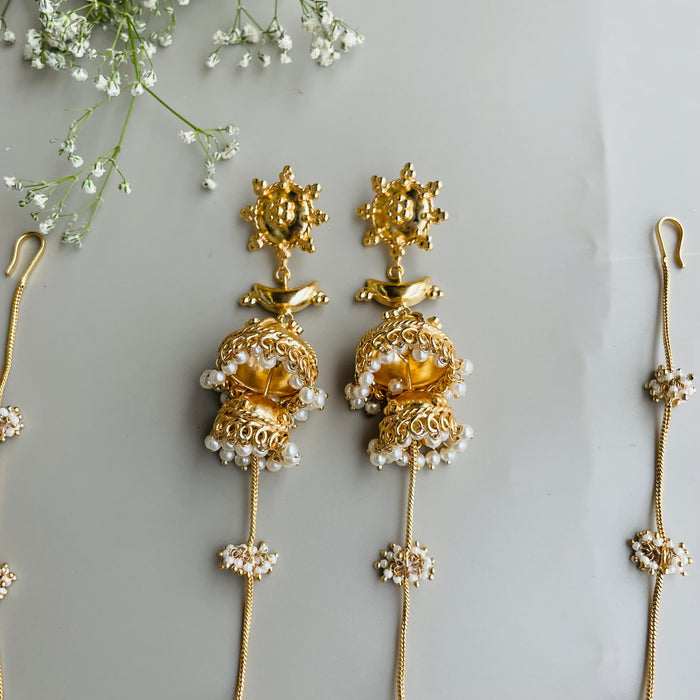 Nayaab Vedika gold jhumki