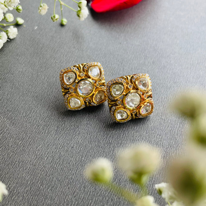 Nayaab Vedika studs