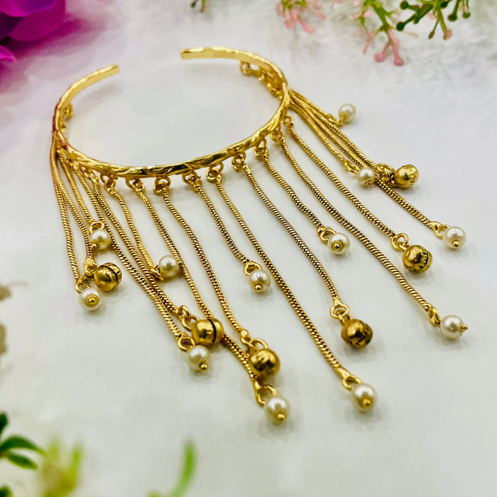 Nayaab Victorian hanging bracelet