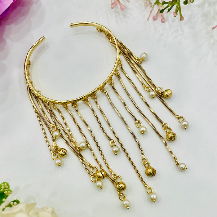 Nayaab Victorian hanging bracelet