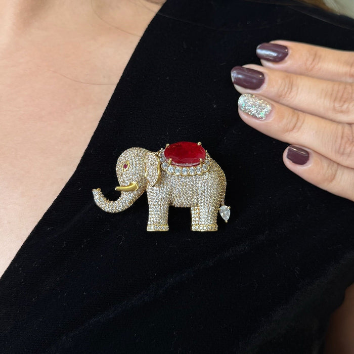 Nayaab Willow brooch