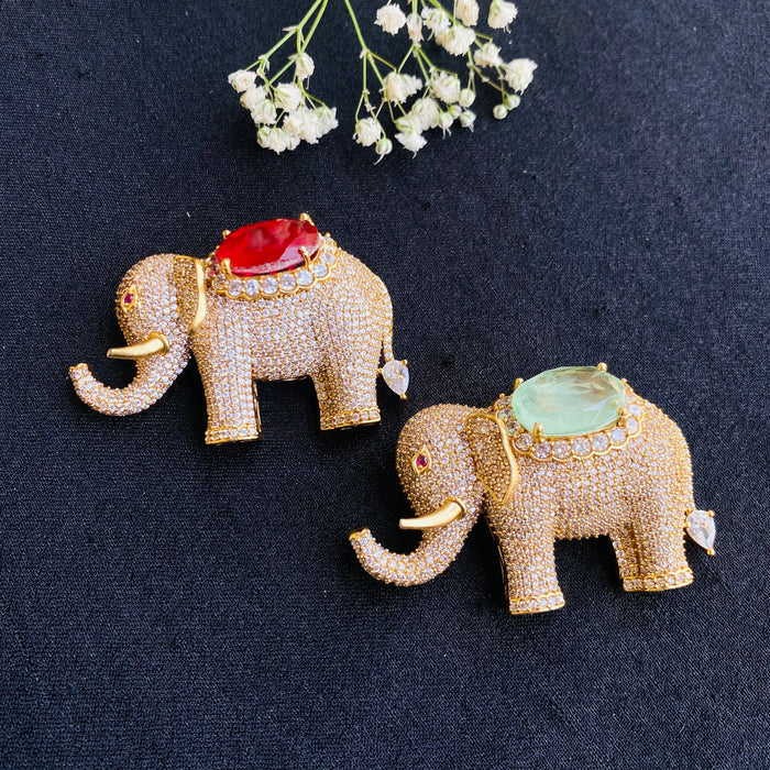 Nayaab Willow brooch