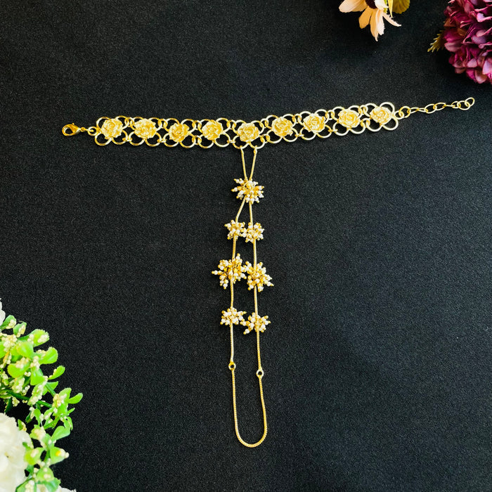 Nayaab Zaveri Pearl Hath Phool