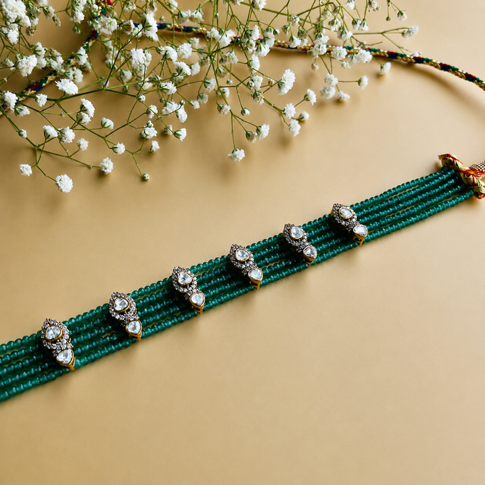 Nayaab zoya choker