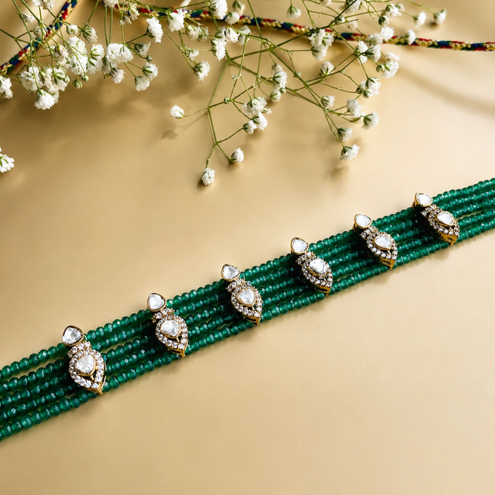 Nayaab zoya choker