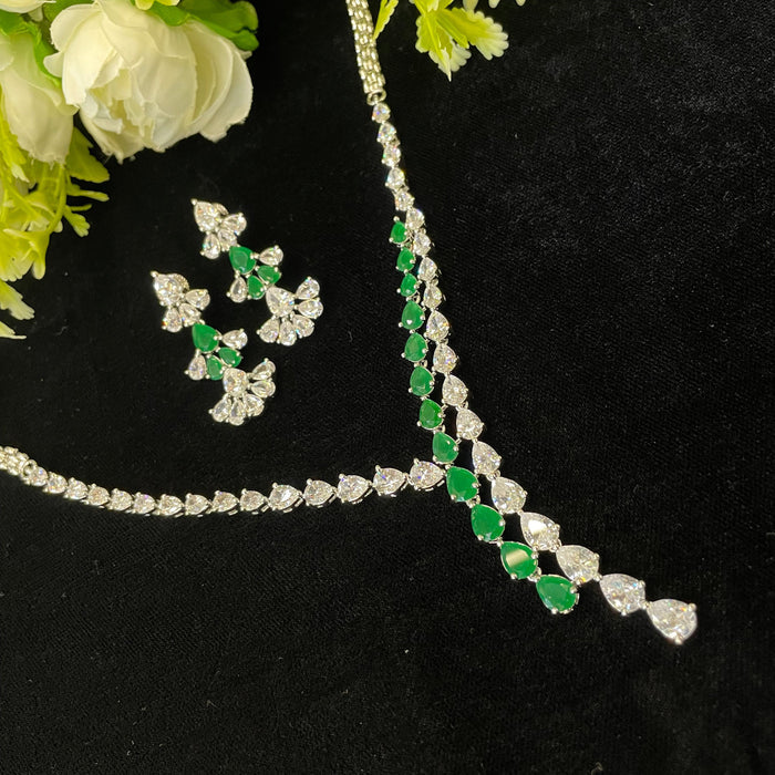 Nayantara Neckpiece