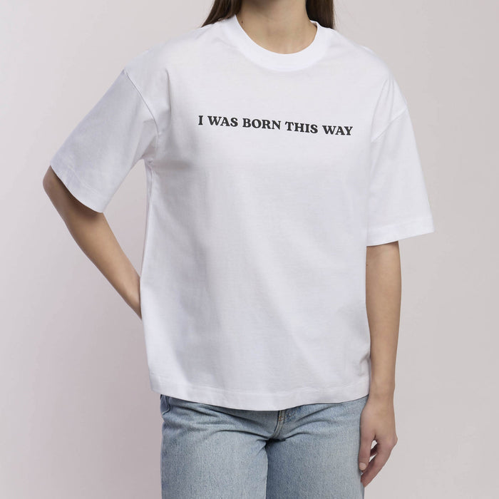 T-shirt oversize con scritta "I was born this way"