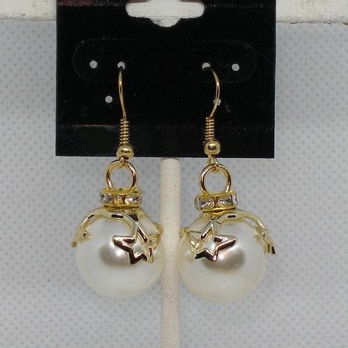 Pearl and Star Ornament Earrings