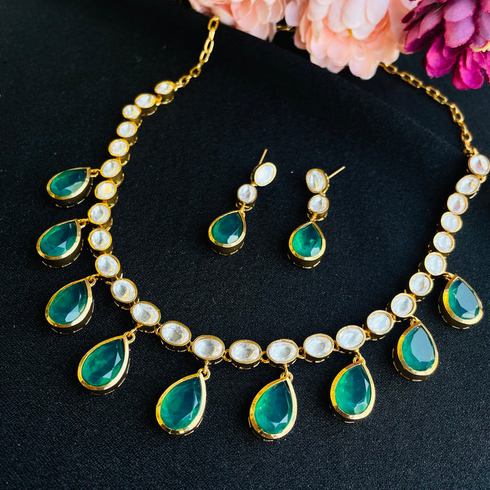Nayaab Arushi Neckpiece
