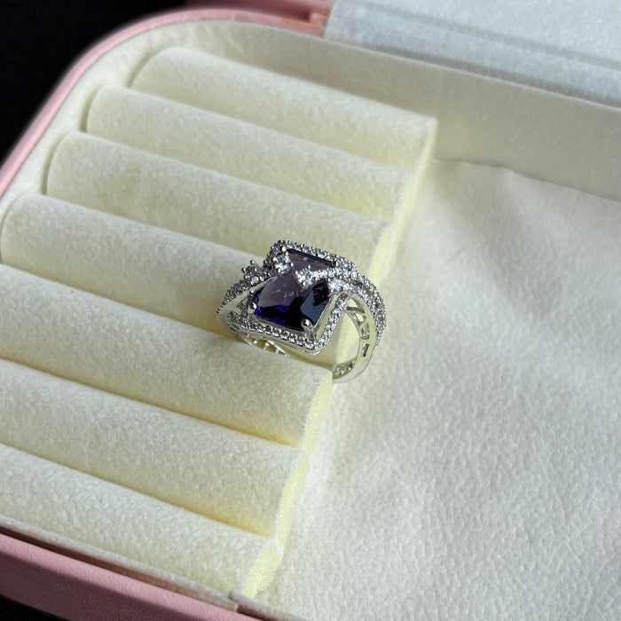 Ruhika Ring