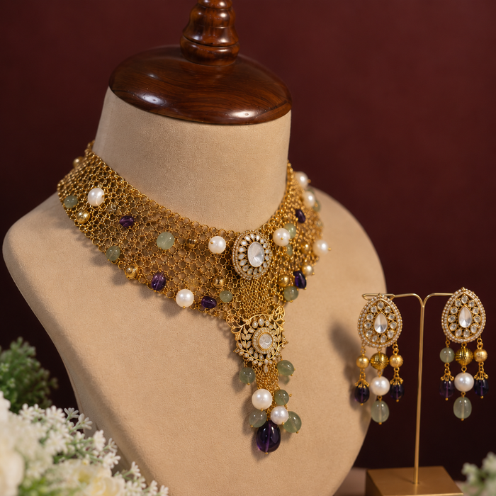 Shera Pearl Neckpiece