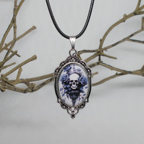 Skull Pendant Necklace