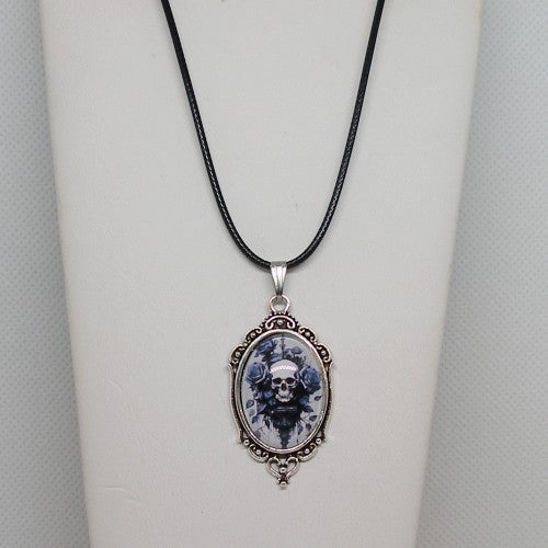 Skull Pendant Necklace