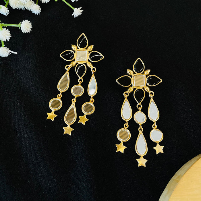 Taarini Earrings