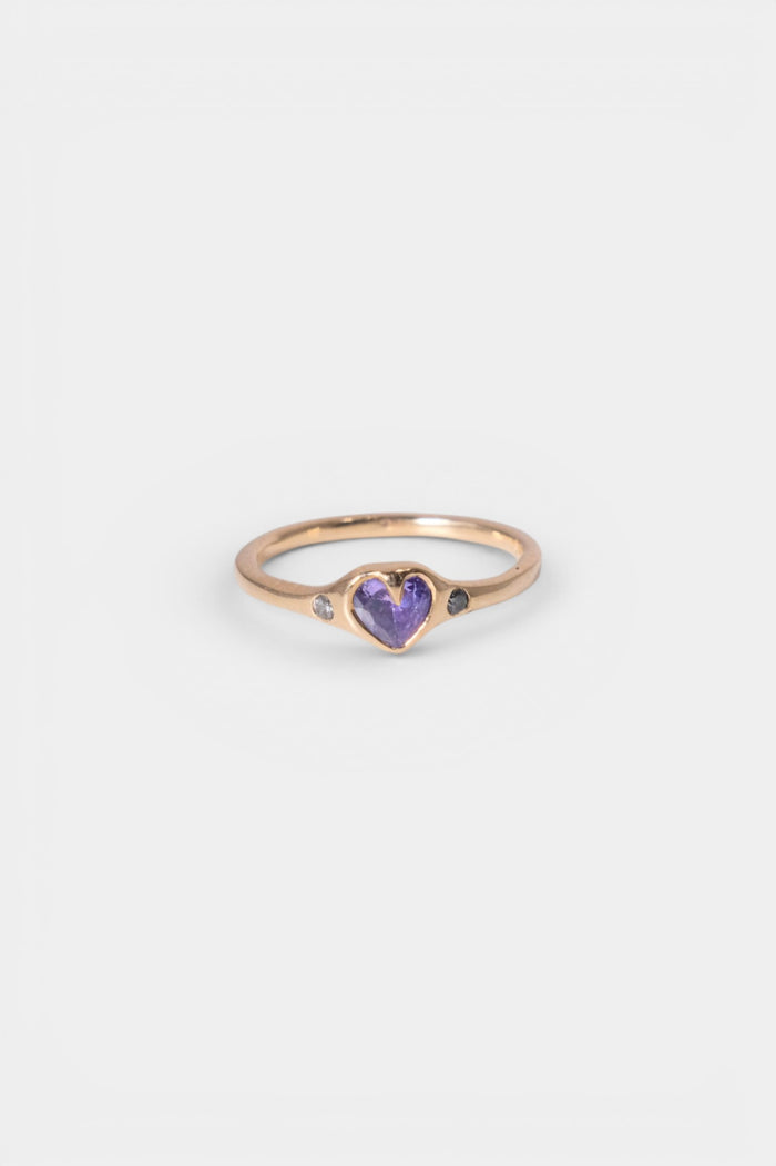 Tiny Heart Ring