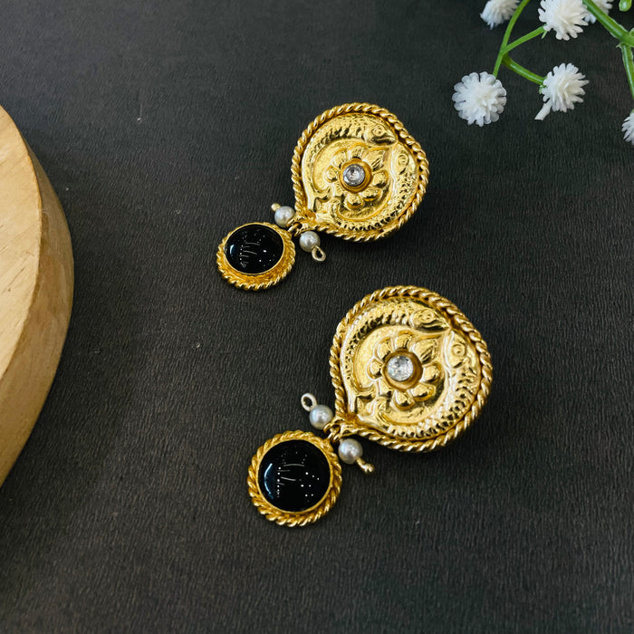 Vasudha Earrings