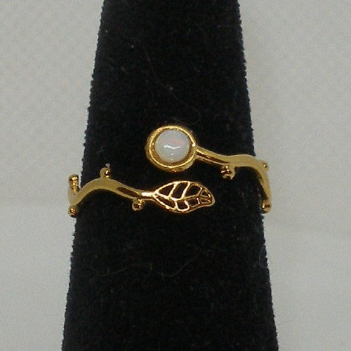 Vine Ring with opal