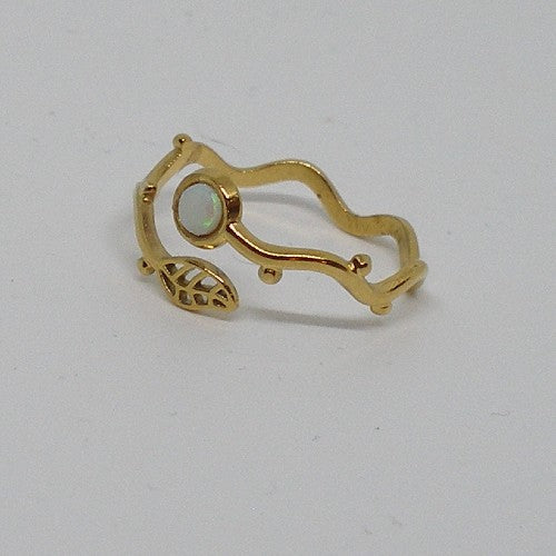 Vine Ring with opal