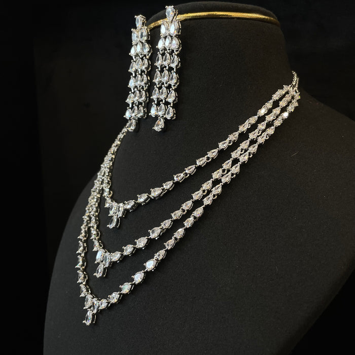 Vyanika Neckpiece