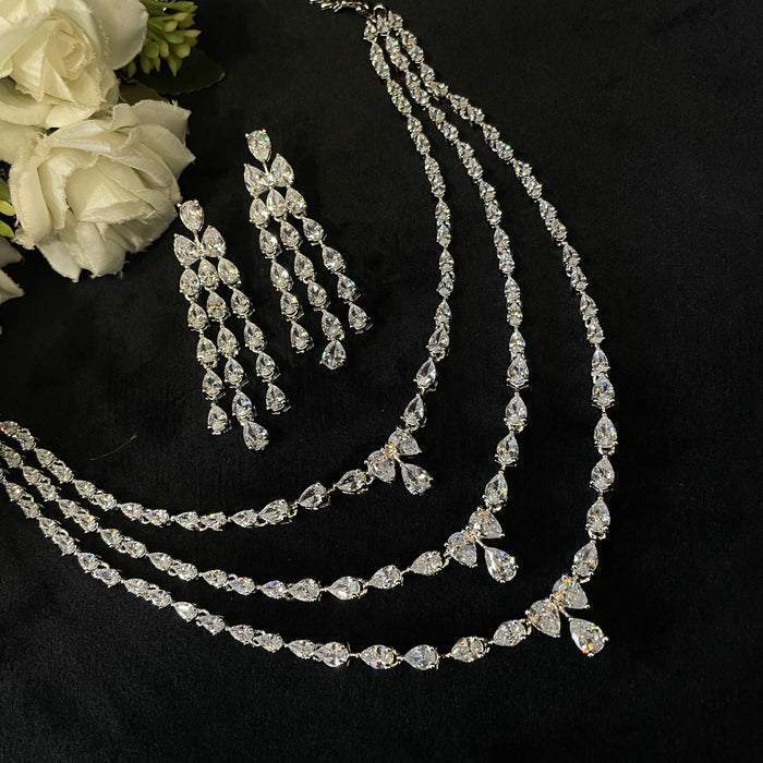 Vyanika Neckpiece